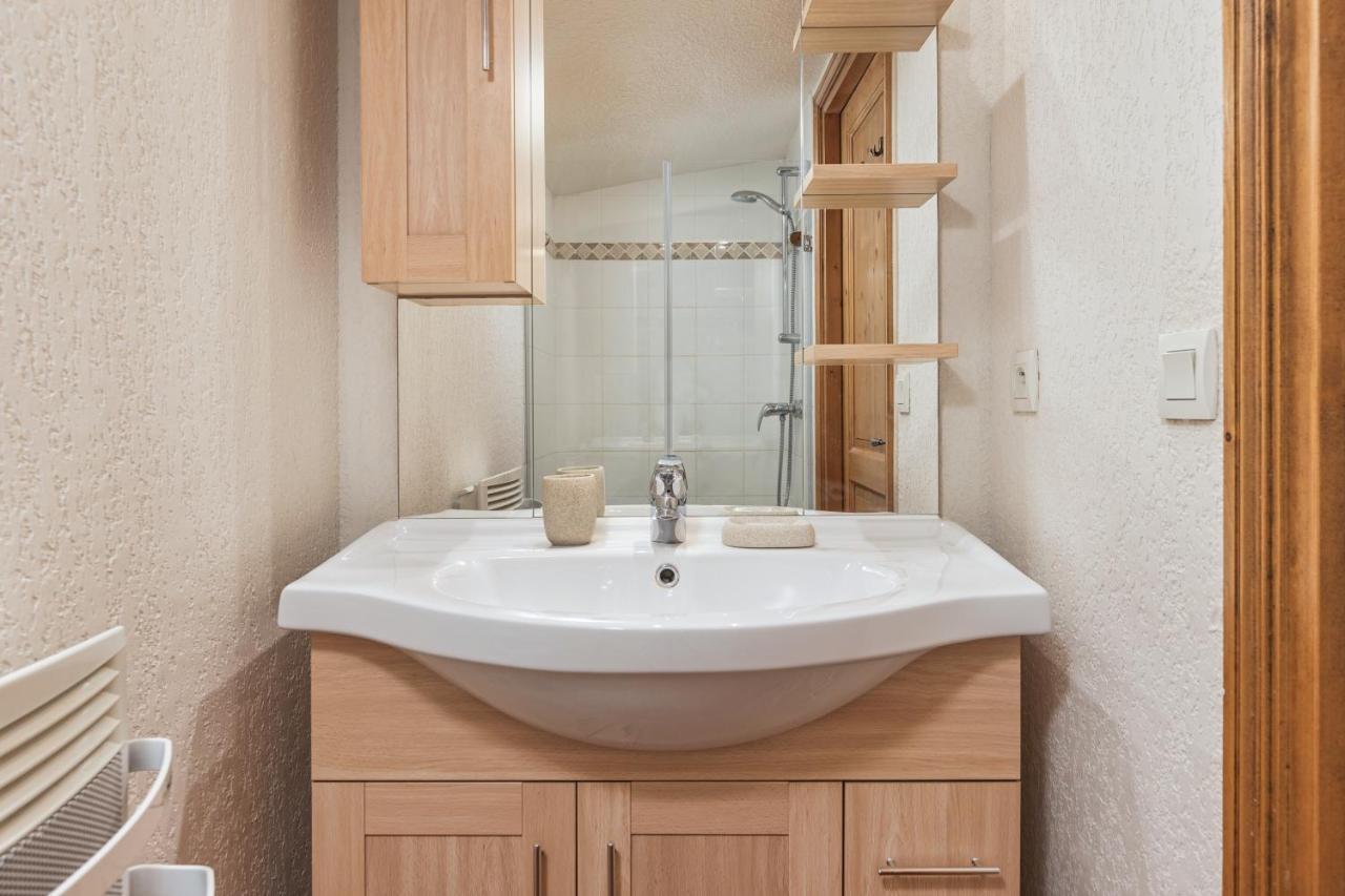 Chateau - Charming Apartment In The City Center With 3 Bedrooms - By Cozee Rentals Saint-Gervais-les-Bains Exterior photo